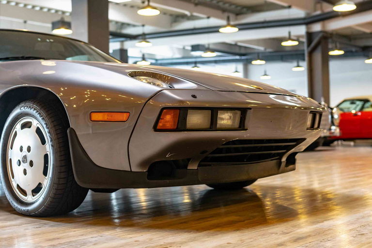 Porsche 928 S