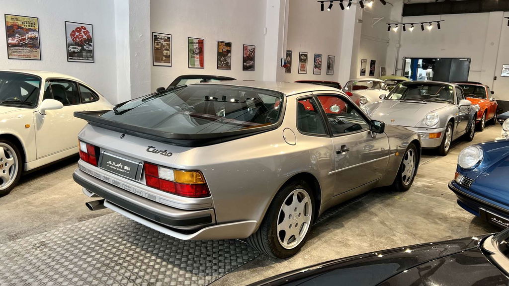 Porsche 944 Turbo S Coupé