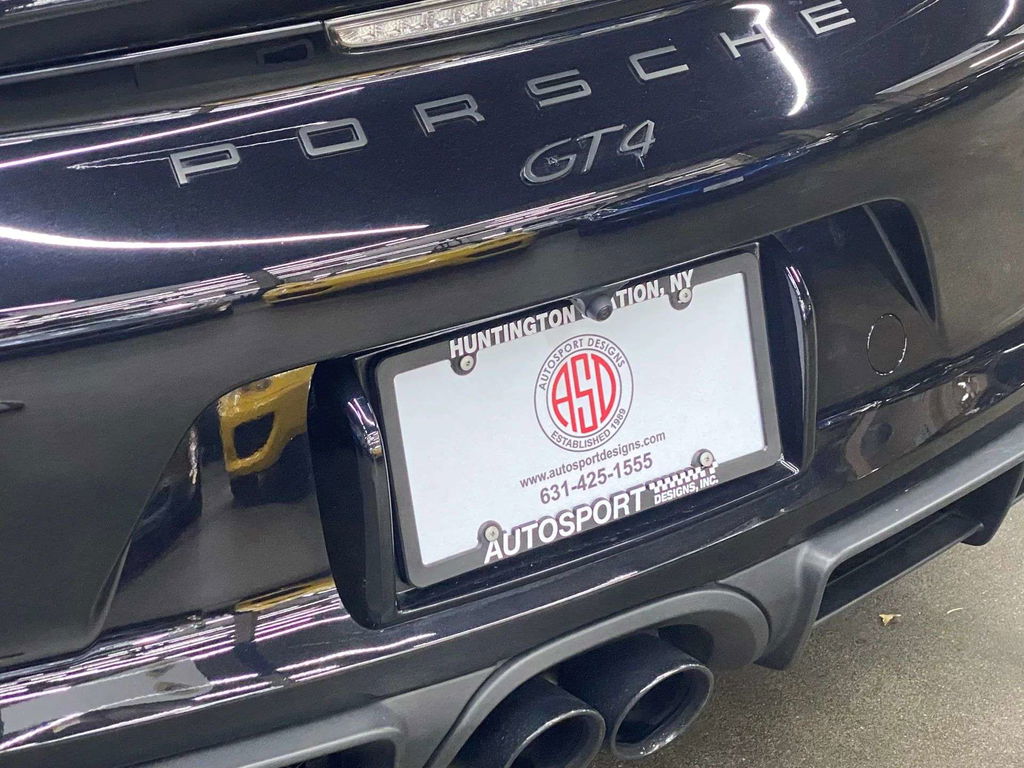 Porsche 981 Cayman GT4