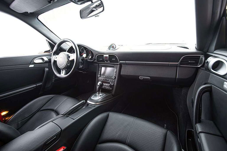 Porsche 997.2 Carrera GTS