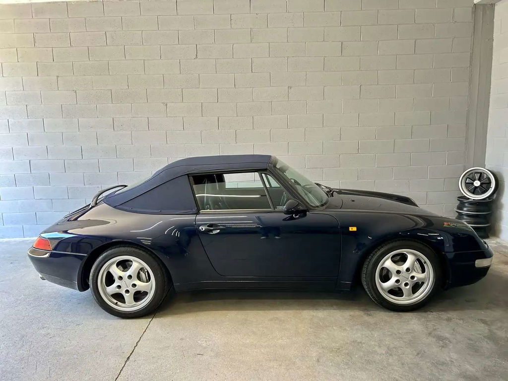 Porsche 993 Carrera 4