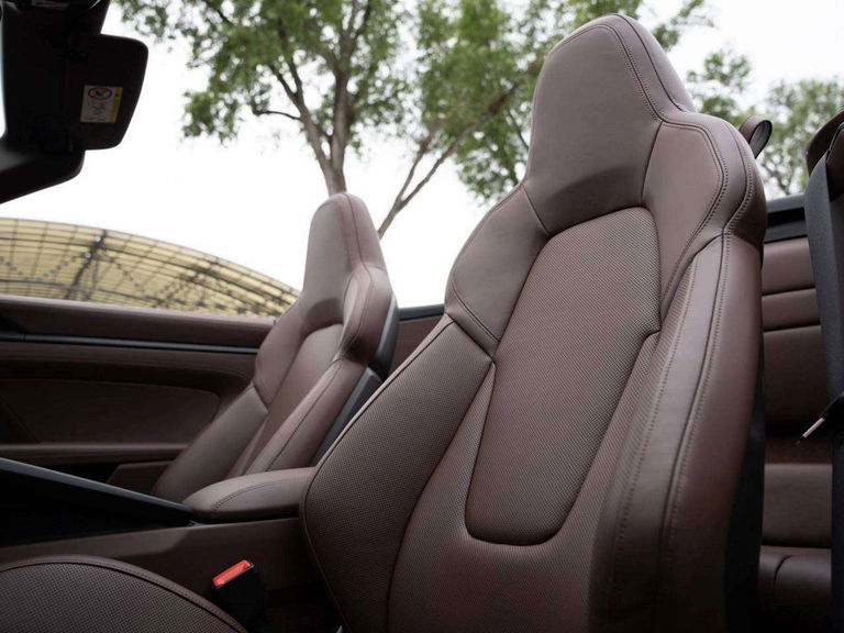 Porsche 992 Carrera GTS