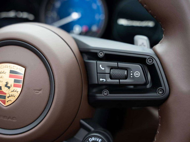 Porsche 992 Carrera GTS