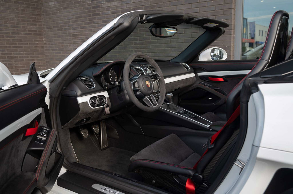 Porsche 981 Boxster Spyder