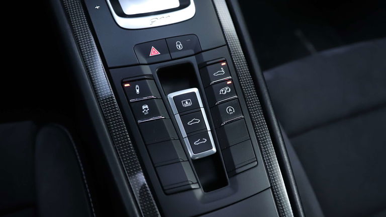 Porsche 991.2 Carrera 4 GTS