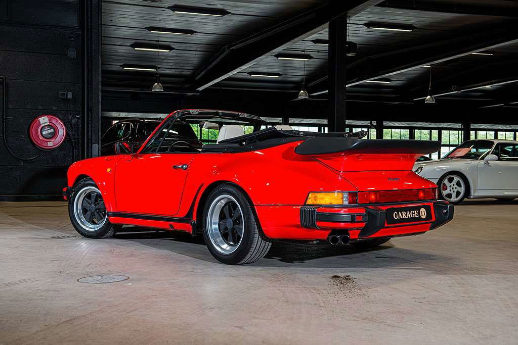 Porsche 911 Turbo 3.3