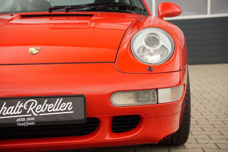 Porsche 993 Carrera 4S