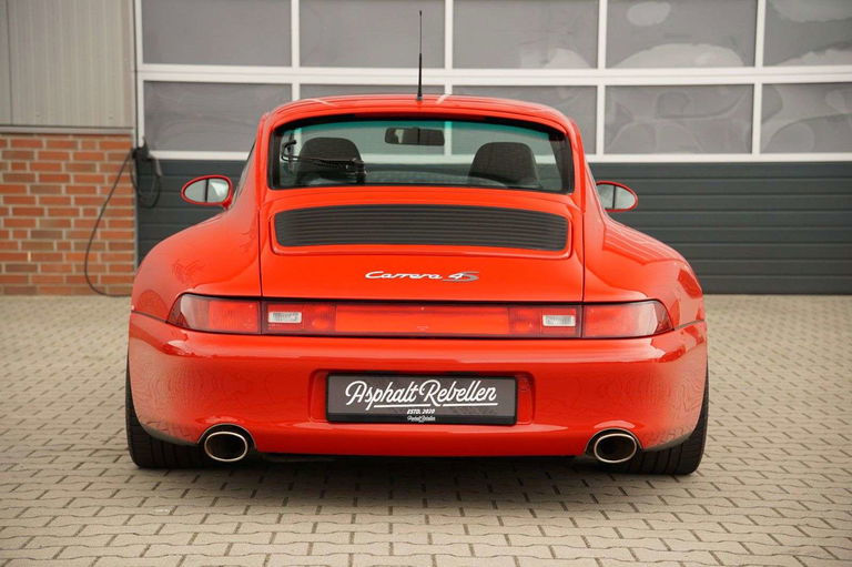 Porsche 993 Carrera 4S