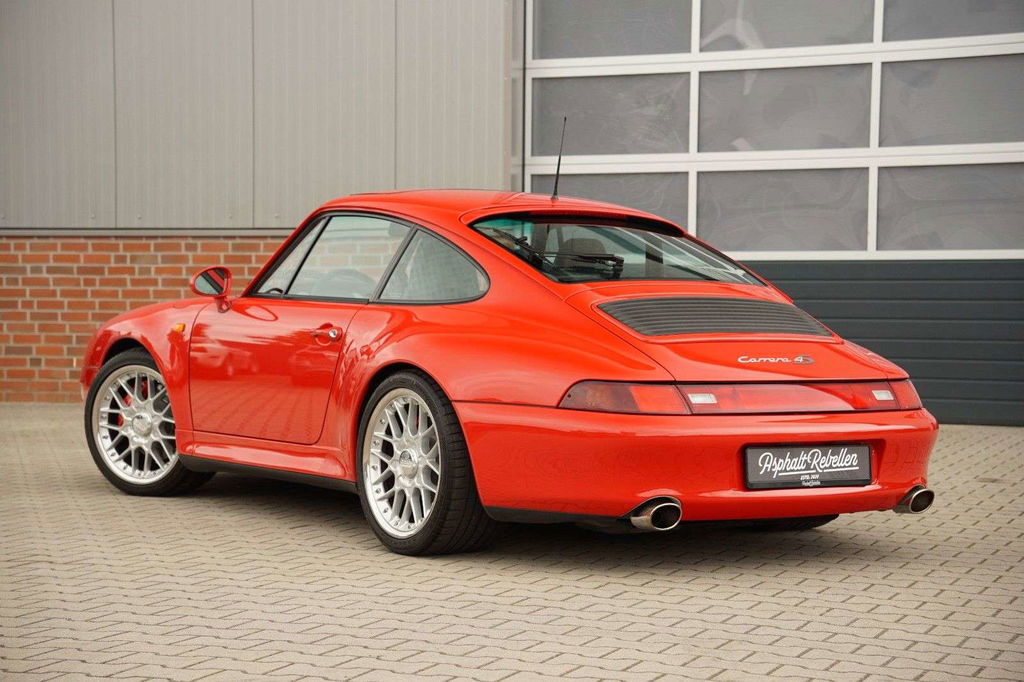 Porsche 993 Carrera 4S