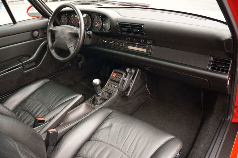 Porsche 993 Carrera 4S