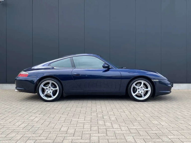 Porsche 996 Carrera
