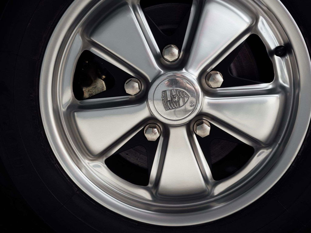 Porsche 911 S (F-Modell)