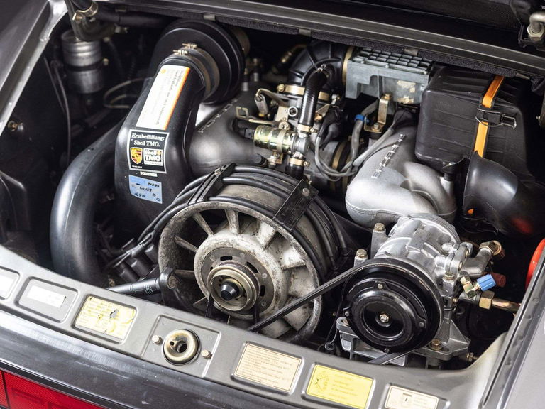 Porsche 911 Carrera 3.2 Speedster