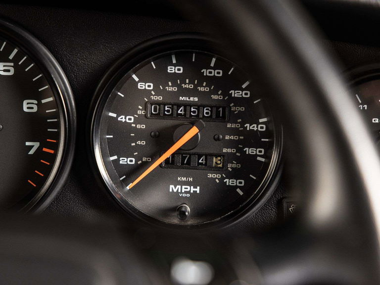 Porsche 964 Carrera 4