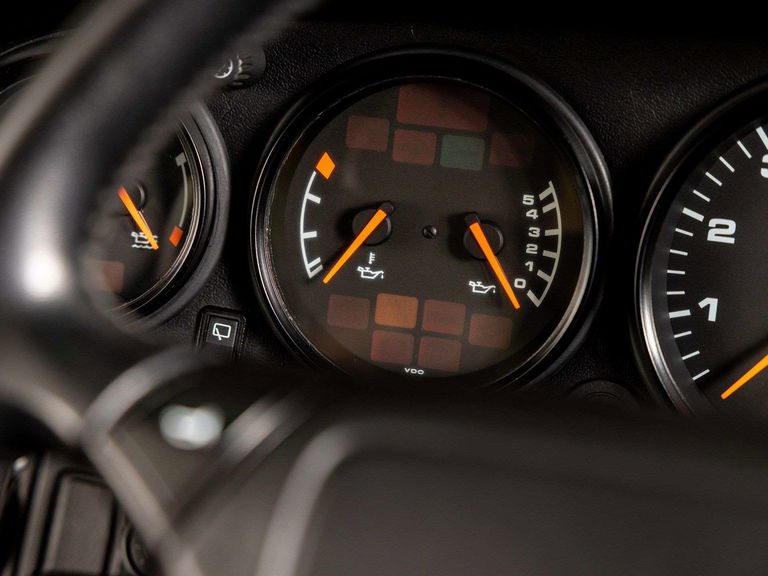 Porsche 964 Carrera 4