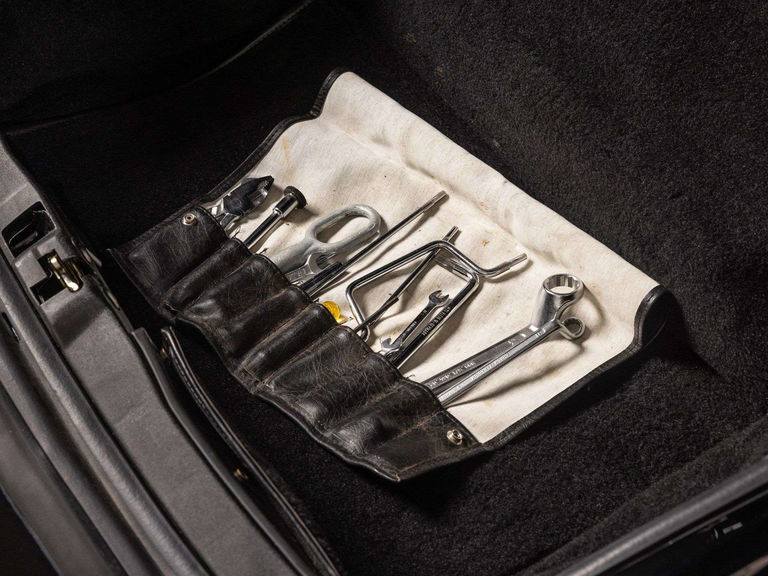 Porsche 964 Carrera 4