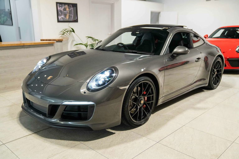 Porsche 991.2 Carrera 4 GTS