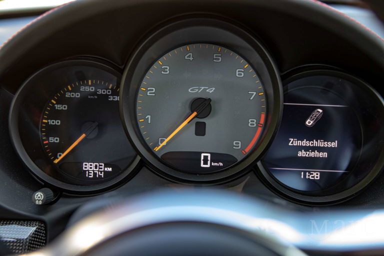 Porsche 981 Cayman GT4