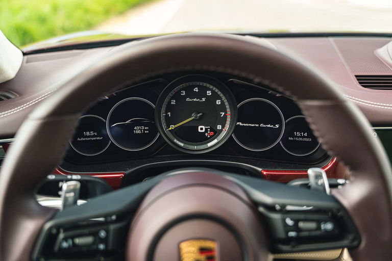 Porsche Panamera Turbo S E-Hybrid