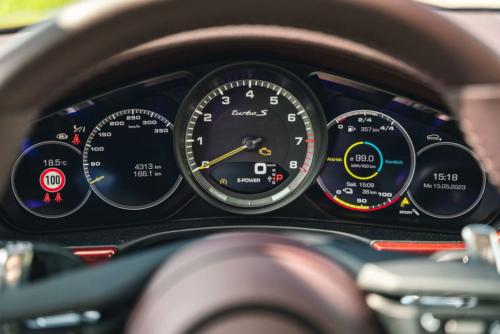 Porsche Panamera Turbo S E-Hybrid