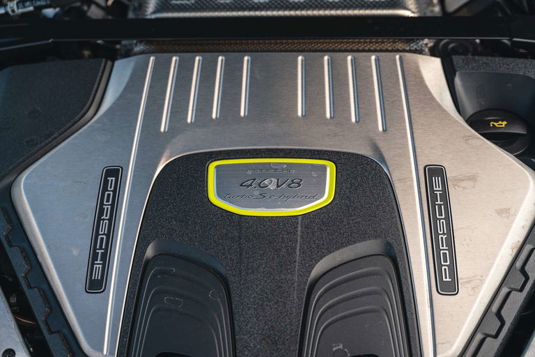Porsche Panamera Turbo S E-Hybrid