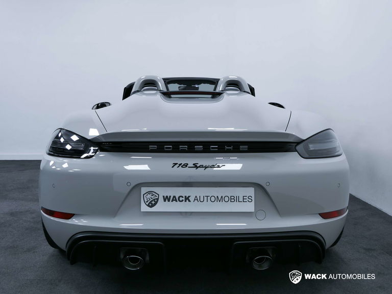 Porsche 718 Spyder