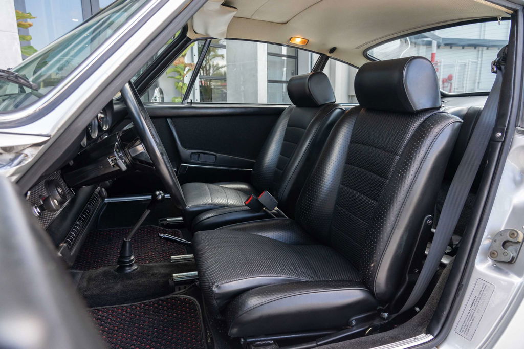 Porsche 911 S (F-Modell)