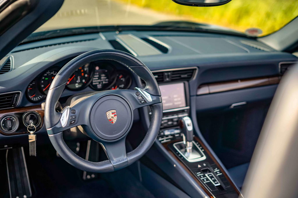 Porsche 991 Carrera 4