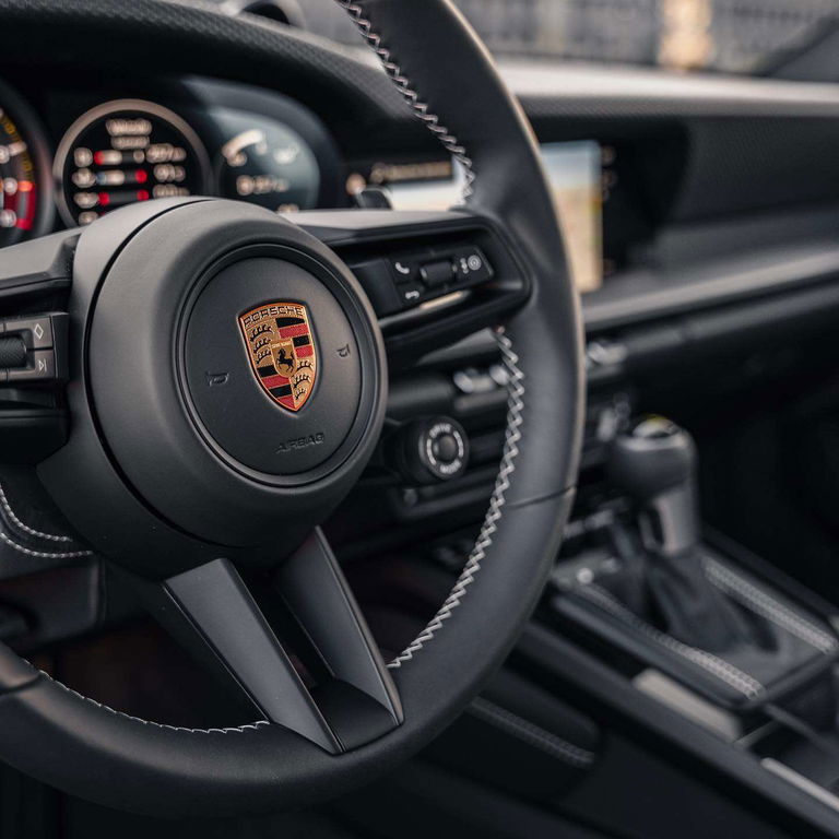 Porsche 992 GT3 Touring