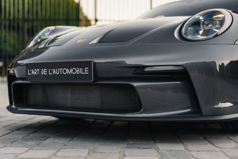 Porsche 992 GT3 Touring