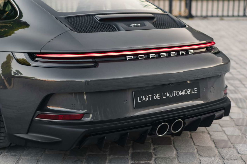 Porsche 992 GT3 Touring