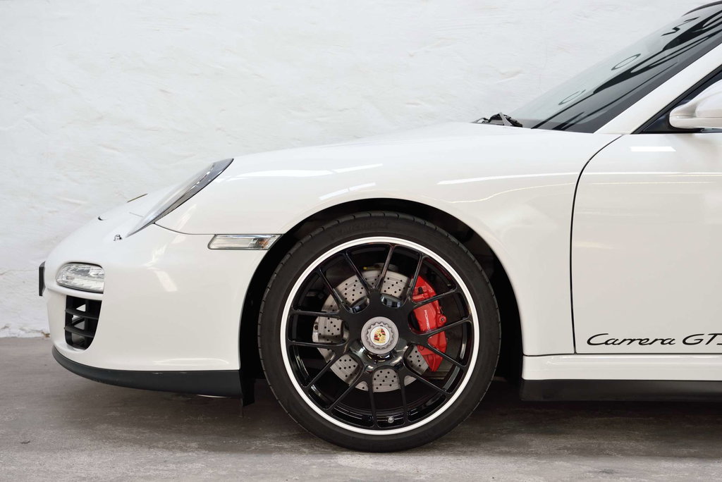 Porsche 997.2 Carrera GTS