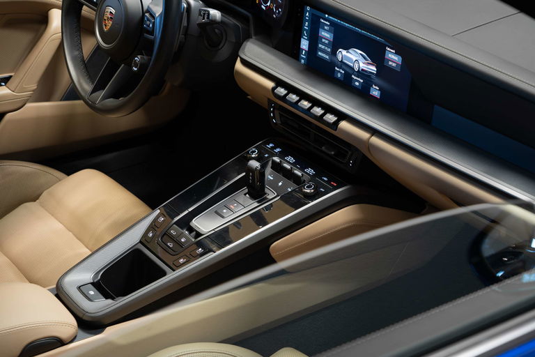 Porsche 992 Carrera 4S