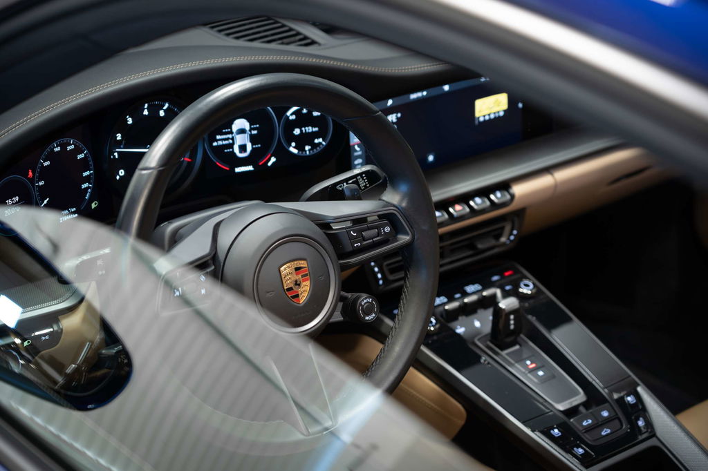 Porsche 992 Carrera 4S