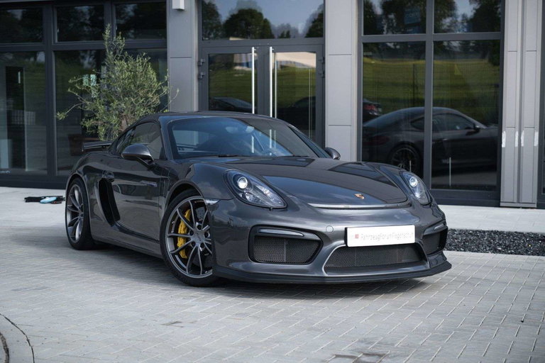 Porsche 981 Cayman GT4
