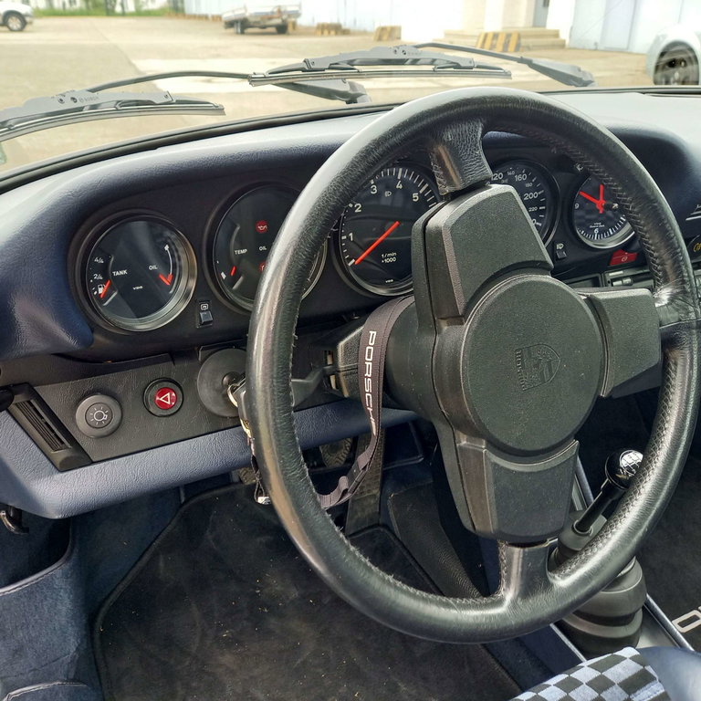 Porsche 911 SC