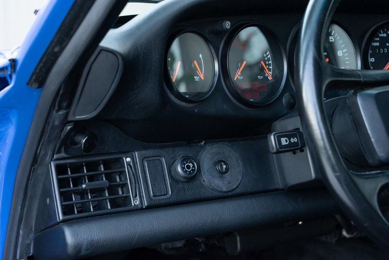 Porsche 964 Carrera RS