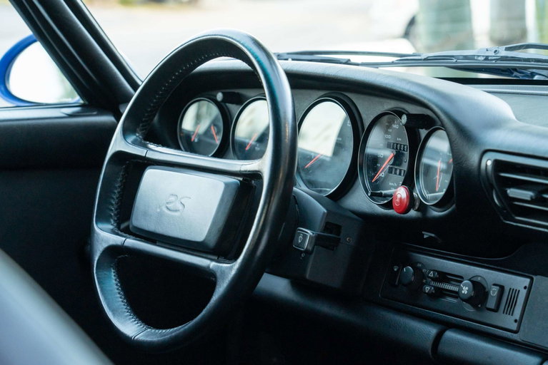 Porsche 964 Carrera RS