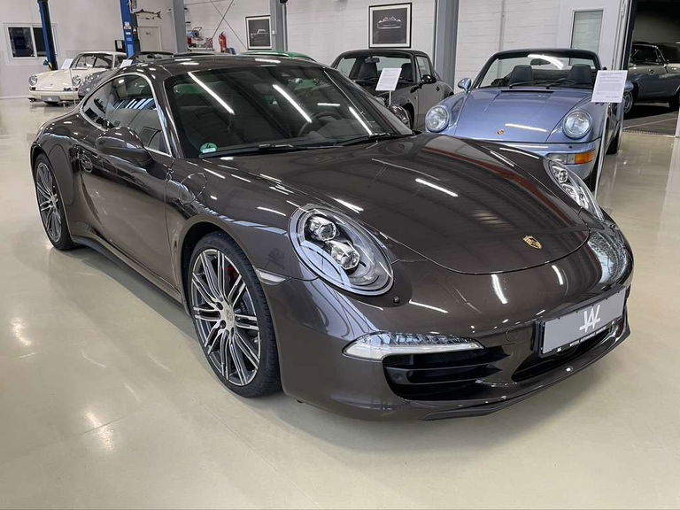 Porsche 991 Carrera 4S
