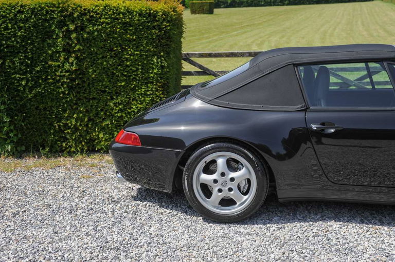 Porsche 993 Carrera 4