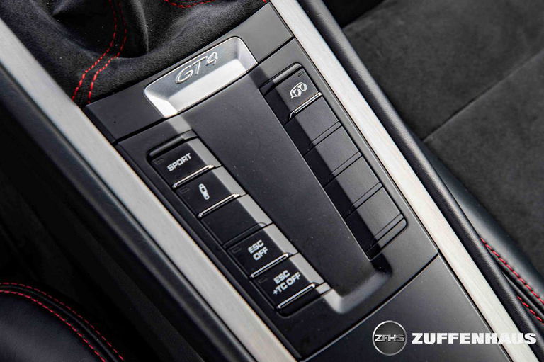 Porsche 981 Cayman GT4