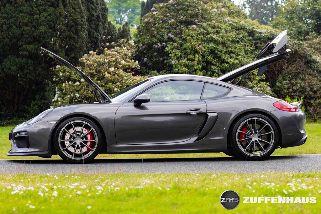 Porsche 981 Cayman GT4