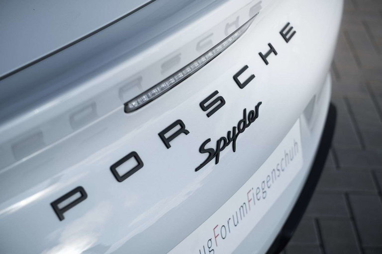 Porsche 981 Boxster Spyder