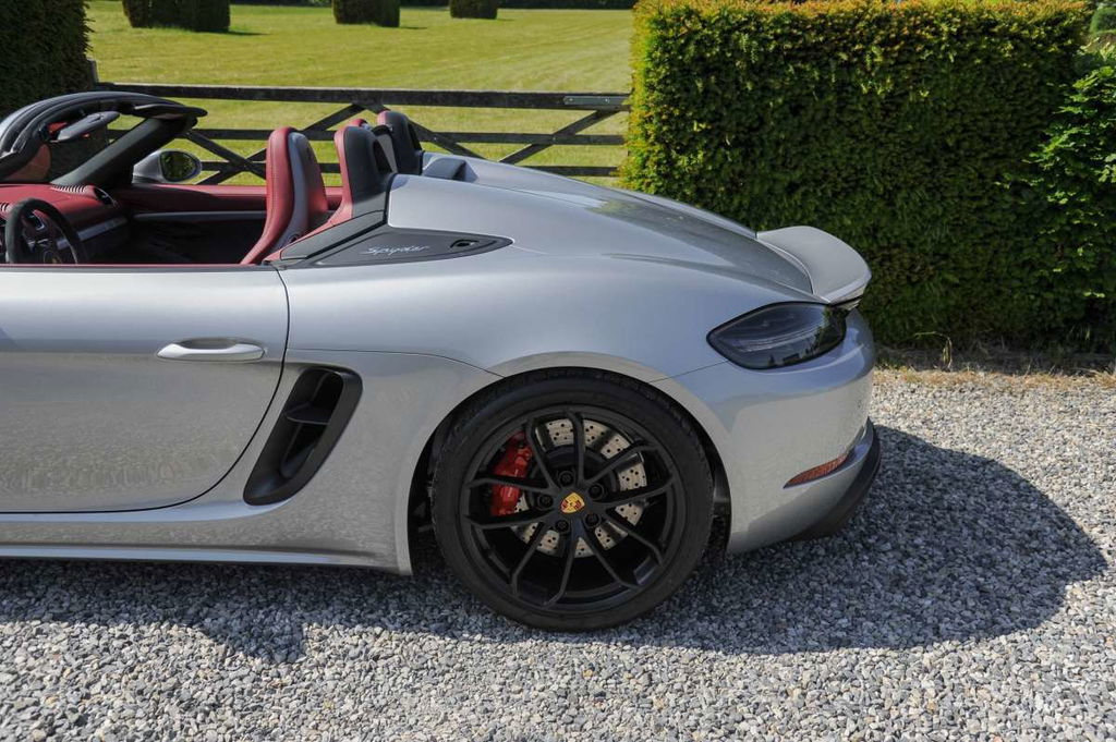 Porsche 718 Spyder