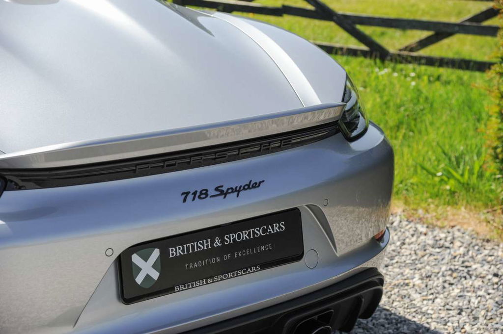 Porsche 718 Spyder