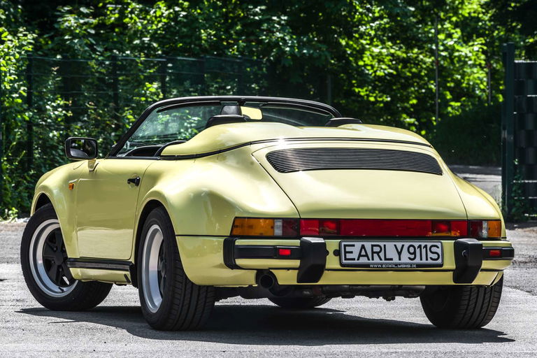 Porsche 911 Carrera 3.2 Speedster