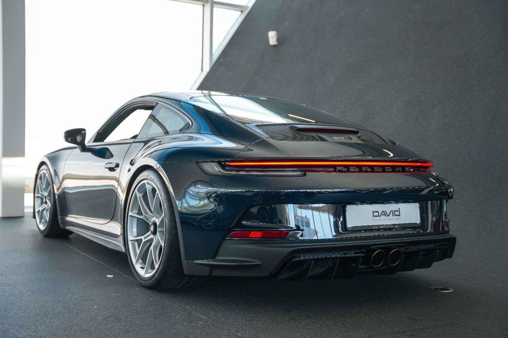 Porsche 992 GT3 Touring