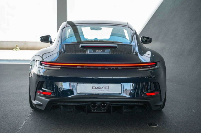 Porsche 992 GT3 Touring