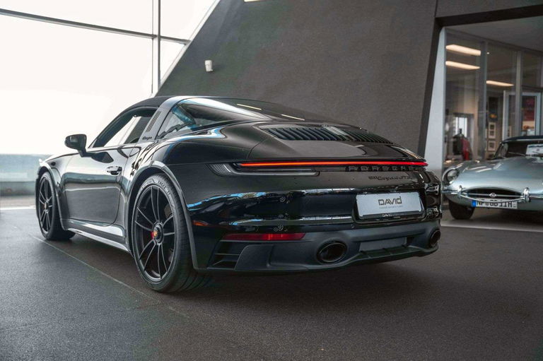 Porsche 992 Targa 4 GTS