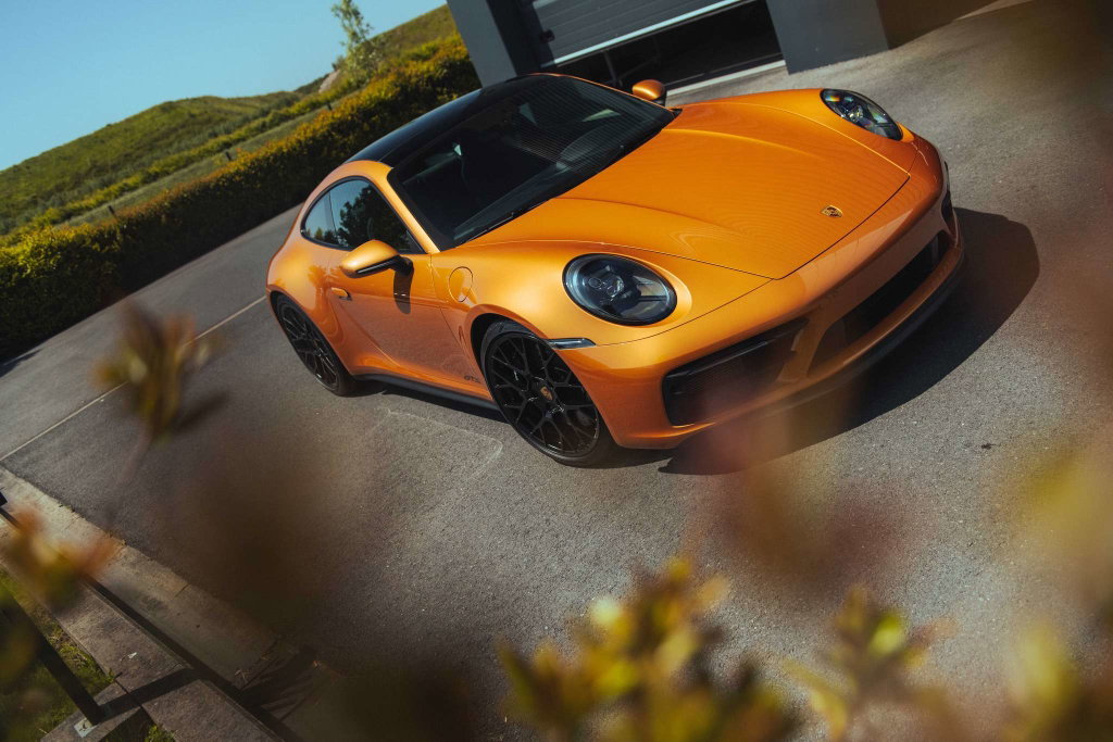 Porsche 992 Carrera GTS